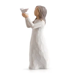 Ange colombe à poser