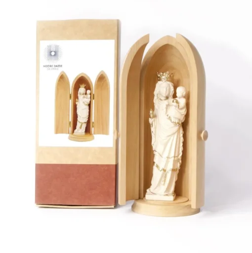 Statue Vierge-Marie et sa chapelle